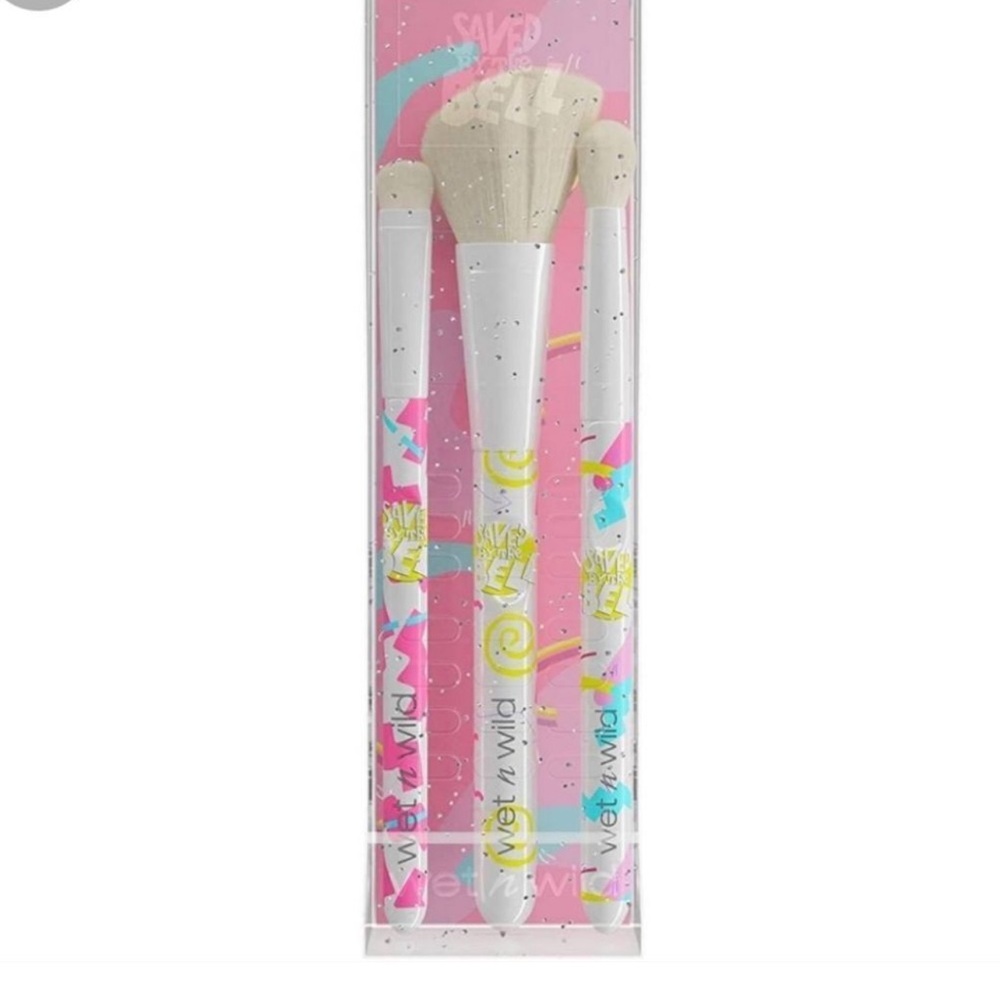 Wet n wild saved by the bell brush set